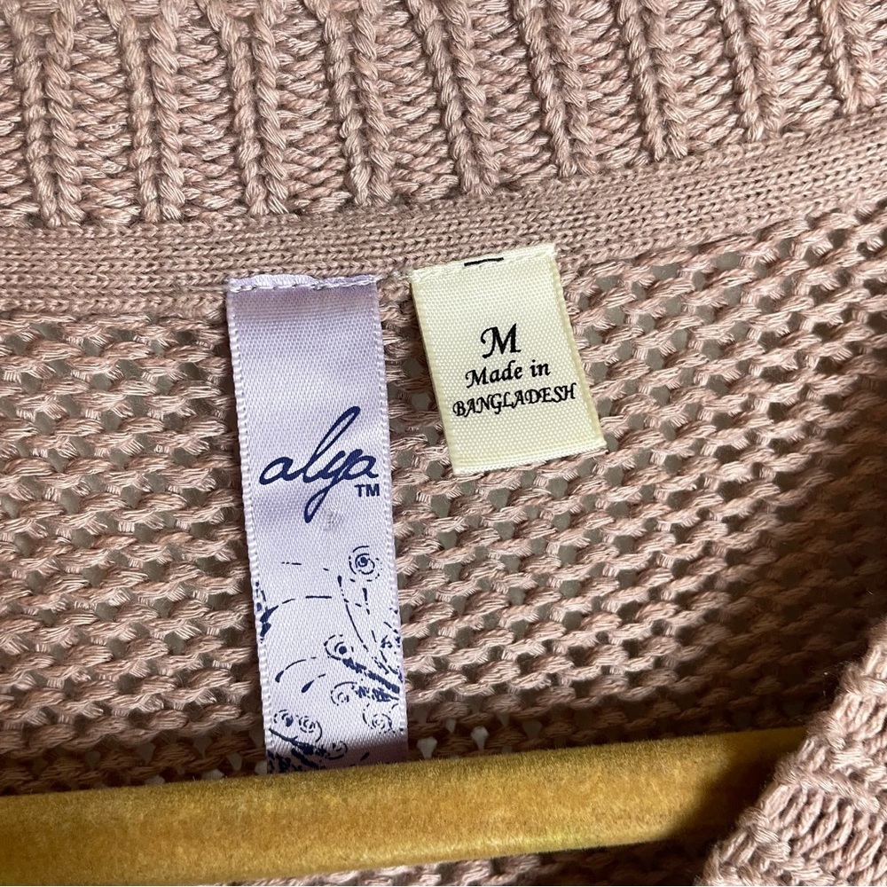 alya Tan Striped Knit Crewneck Sweater Size Medium - Picture 8 of 8